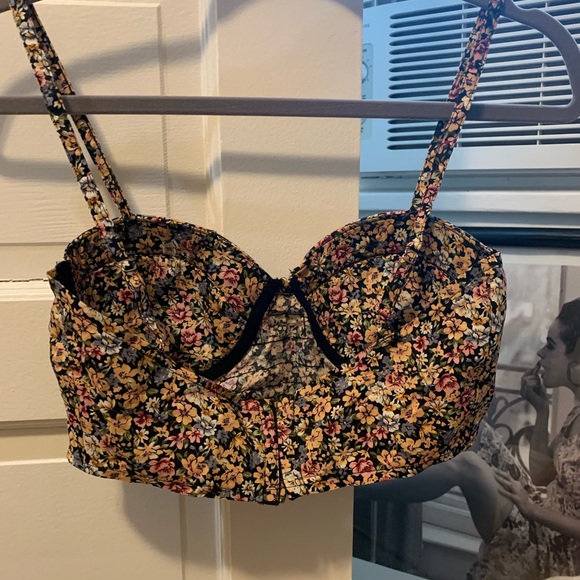 Reverse - Studded Floral Crop Top - Size M - Picture 3 of 4